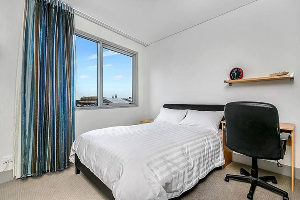 Sx339 - Cbd Chinese Gardens Views, Modern 2br * Sydney