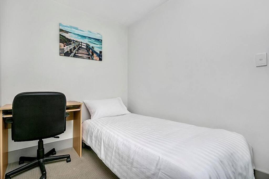 Apartment Sx339 - Cbd Chinese Gardens Views, Modern 2br Sydney